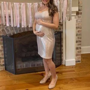 Gorgeous pink-gold maternity dress! Worn once.